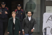 Alves na slobodi, zna se i ko je platio kauciju! Pogledajte prvi snimak i fotografije izlaska iz pritvora (FOTO/VIDEO)