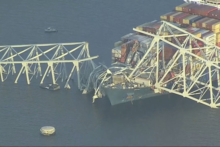 U Baltimoru postavljen najveći kran: Očekuje se vađenje ostataka srušenog mosta