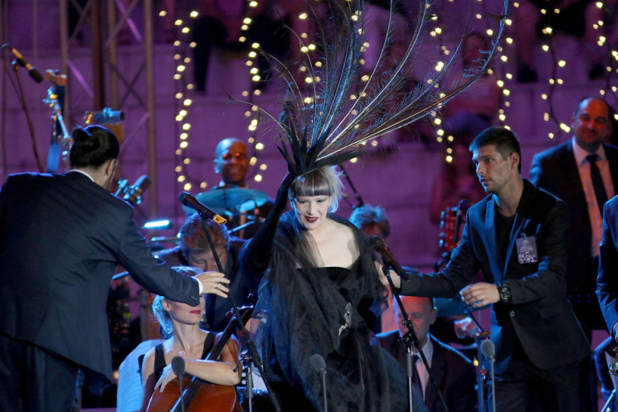 Slađanu Milošević proglasili američkim špijunom i zabranili, a fanovi su je obožavali: Jedan zbog nje sleteo u ambis, ona ga spasavala