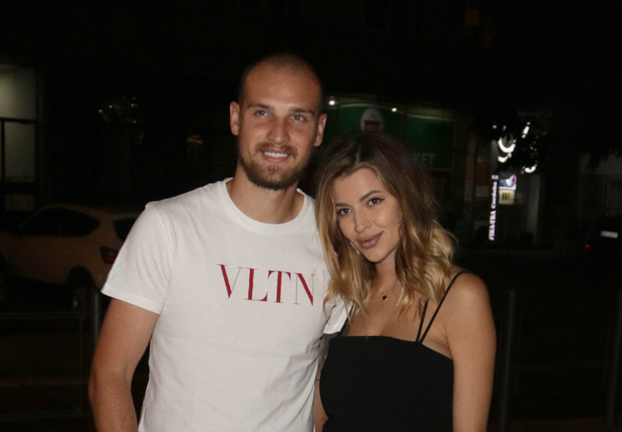 „Sine, rekli su da nećeš moći da pričaš kad se probudiš iz kome..." Ana Rajković još svaku suzu pamti (FOTO)