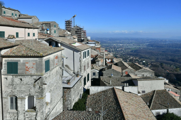 Italijanski gradić se bori da proda "kuće za evro": Evo šta ih koči