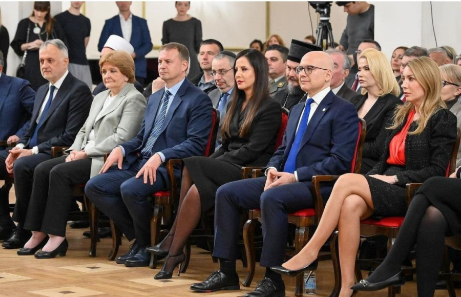 Ministar odbrane i prva dama otvorili izložbu: Vučević - Siguran sam da će izložba "Srpske heroine u Velikom ratu" biti moralni putokaz