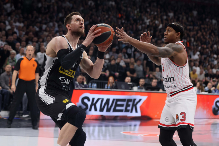 Partizan izgubio dobijeno! Valjak gazio Olimpijakos, pa pobedio samog sebe!