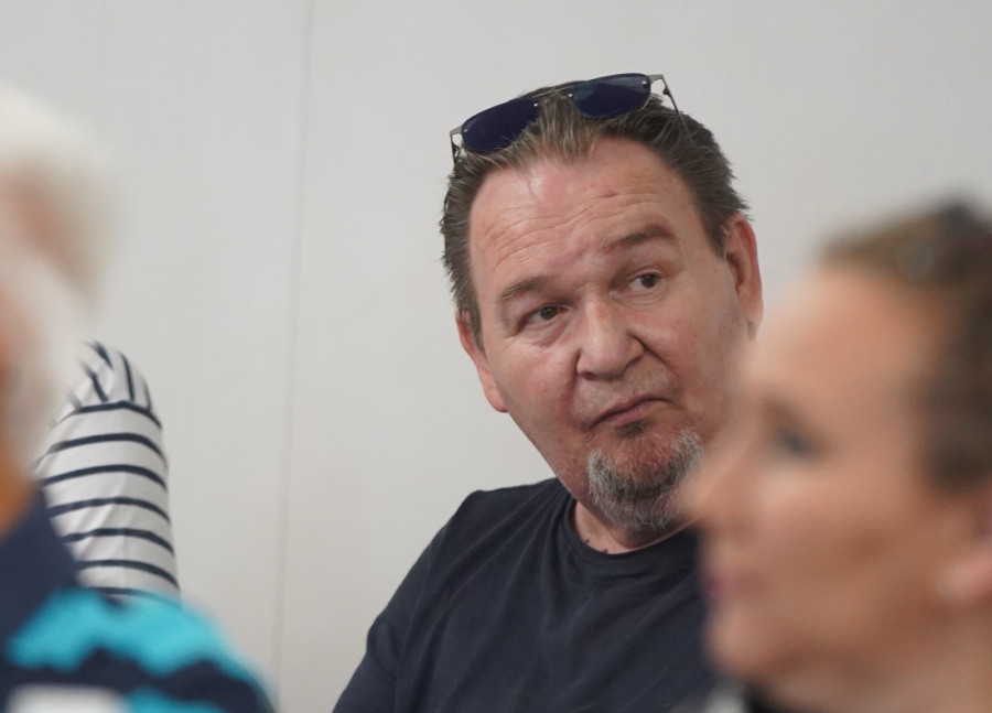 Težak razvod, a decu je bio prinuđen da odvede u Holandiju: "Oko mene su bili špricevi po dvorištu"