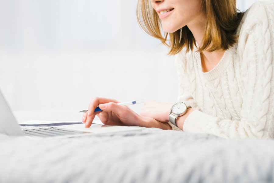 Jutarnja rutina za svaki znak: Jedan se razgiba, drugi peva pred ogledalom