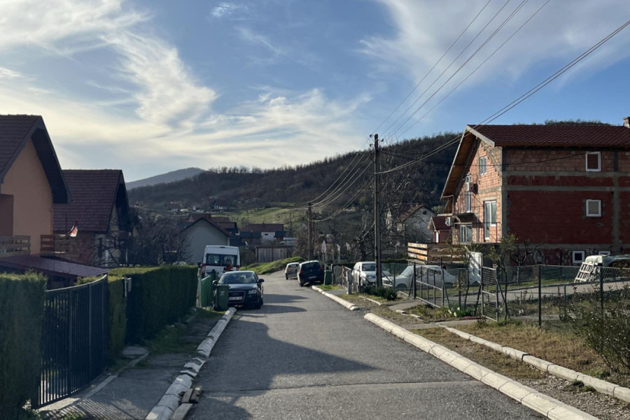 "Kad pomene Danku, to nam slomi srce": Neutešni deda devojčice za kojom se traga danima otvorio dušu, otkrio i gde se nalazi njen brat