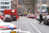 Već pet sati preti eksplozivom: Policija preplavila centar grada, na terenu i roboti, Holanđani u panici (VIDEO)