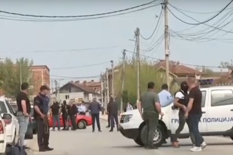 Napadač koji je pucao na gradonačelnika Aračinova još nije identifikovan! Poznato u kakvom su stanju ranjeni (FOTO/VIDEO)