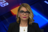 Direktorica Novosadske TV Emilija Marić odgovorila profesoru Sekerušu: U pokušaju da uvredite mene, uvredili ste većinu građana Srbije