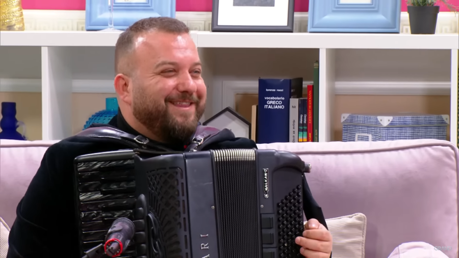 "Svirao sam i na jednom ispraćaju u zatvor!" Harmonikaš otkrio hit detalje iz posla