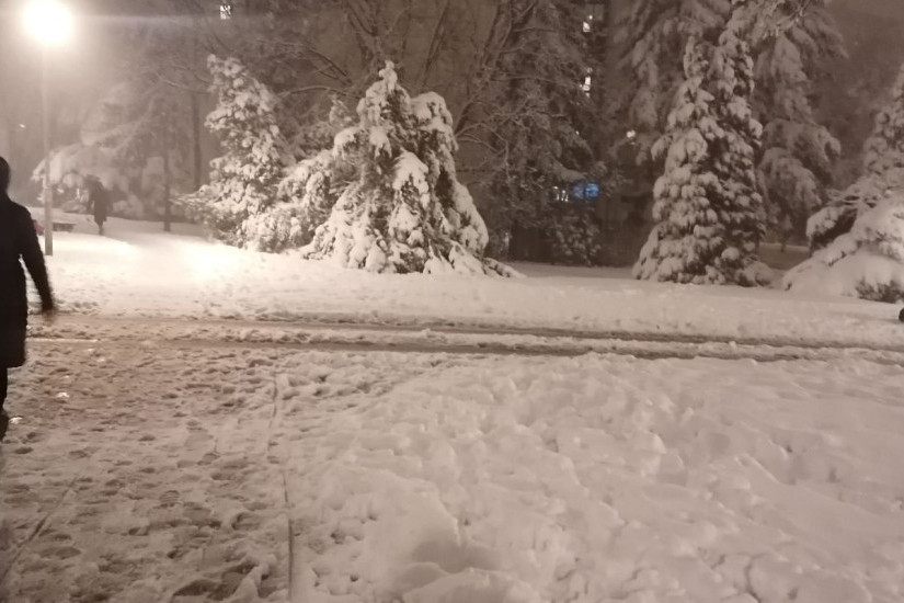 Užas u balonu za fudbal: Muškarac se požalio da mu nije dobro, a par minuta kasnije bio je mrtav