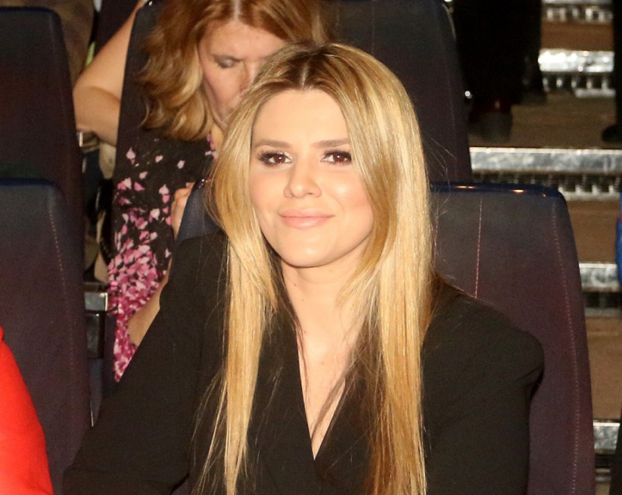 "Đini brani da nosi brusthalter!" Melina Džinović iznela detalje porodičnog života s Harisom, za sve okrivila pevača