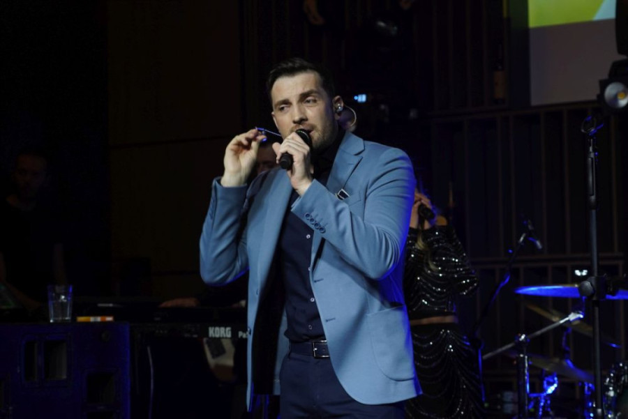 Bol koja ne prolazi: Mirza Selimović objavio fotografiju pokojne majke Nedrete, posvetio joj emotivnu poruku