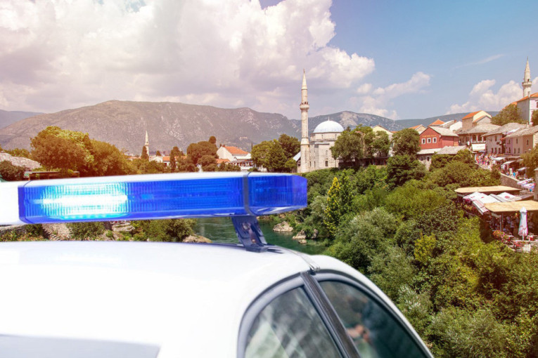 Uhapšen 21-godišnjak u BiH: Pretio da će zapaliti džamije u Mostaru