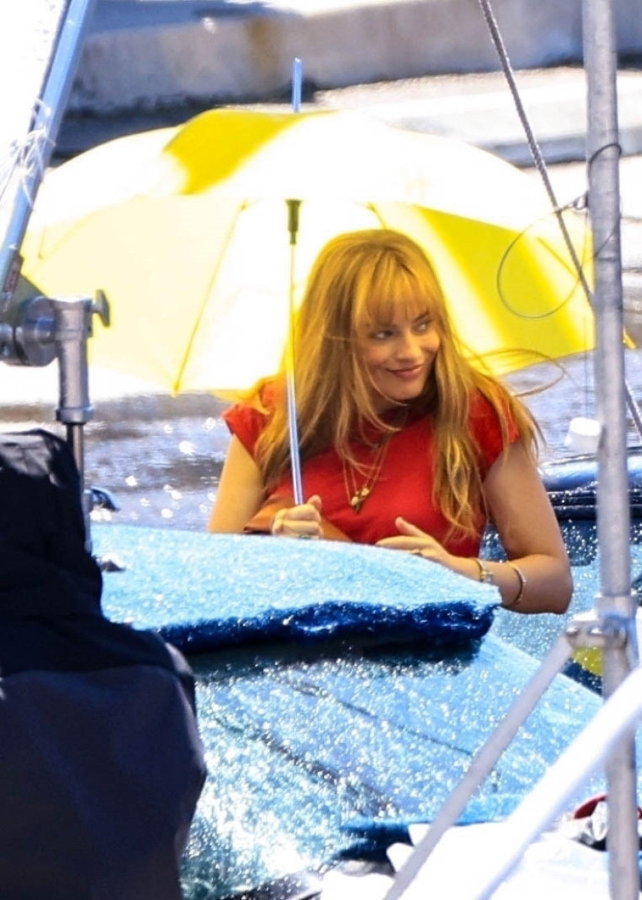 Margo Robi i Kolin Farel u filmu koji već nazivaju "projektom iz raja": Dvoje stranaca na neverovatnom putovanju (FOTO)