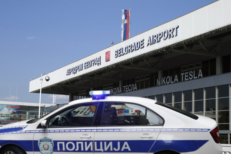 Švajcarac iznajmio automobil na aerodromu "Nikola Tesla" i nije ga vratio: Optužen za utaju