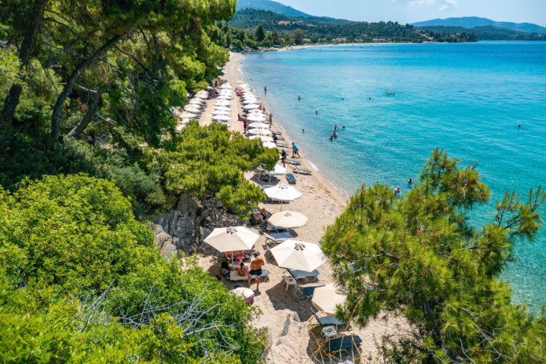 Cene smeštaja u Grčkoj divljaju: Apartman preko 1.000 evra u Nikitiju, skuplje od hotela u Turskoj