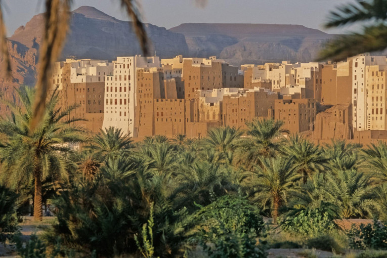 Menhetn u pustinji: Jemenski grad Šibam poznat je po svojim neboderima od blata, najstarijim na svetu (VIDEO)