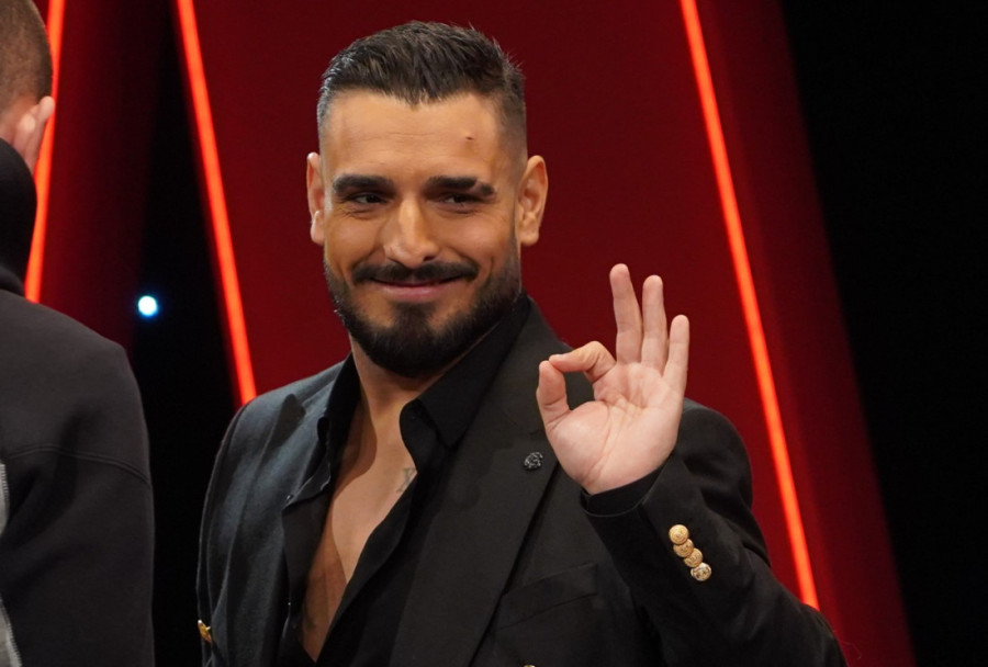 Darko Lazić bez trudne supruge na moru, otkrio i kako je zapevao na parkingu: Palo mi je to na pamet