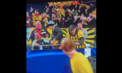 Skandal u Dortmundu! Sramna scena na Vestfalenu: Ukrao dres navijaču u invalidskim kolicima (VIDEO)