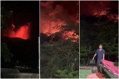 Ovakvu erupciju vulkana niste videli do sada! Lava juri niz krater, iznad seva na stotinu munja - evakuisano 800 ljudi (FOTO/VIDEO)
