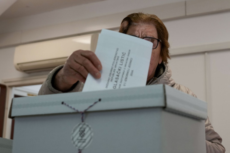 GIK: Danas počinje štampanje glasačkih listića,ukupan broj glasača 1.602.112