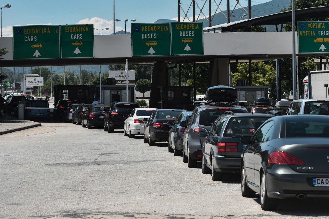 Isprozivao turiste koji letuju u Paraliji, pa digao sve na noge! "Nema tih para za koje bih preživljavao ovo poniženje"