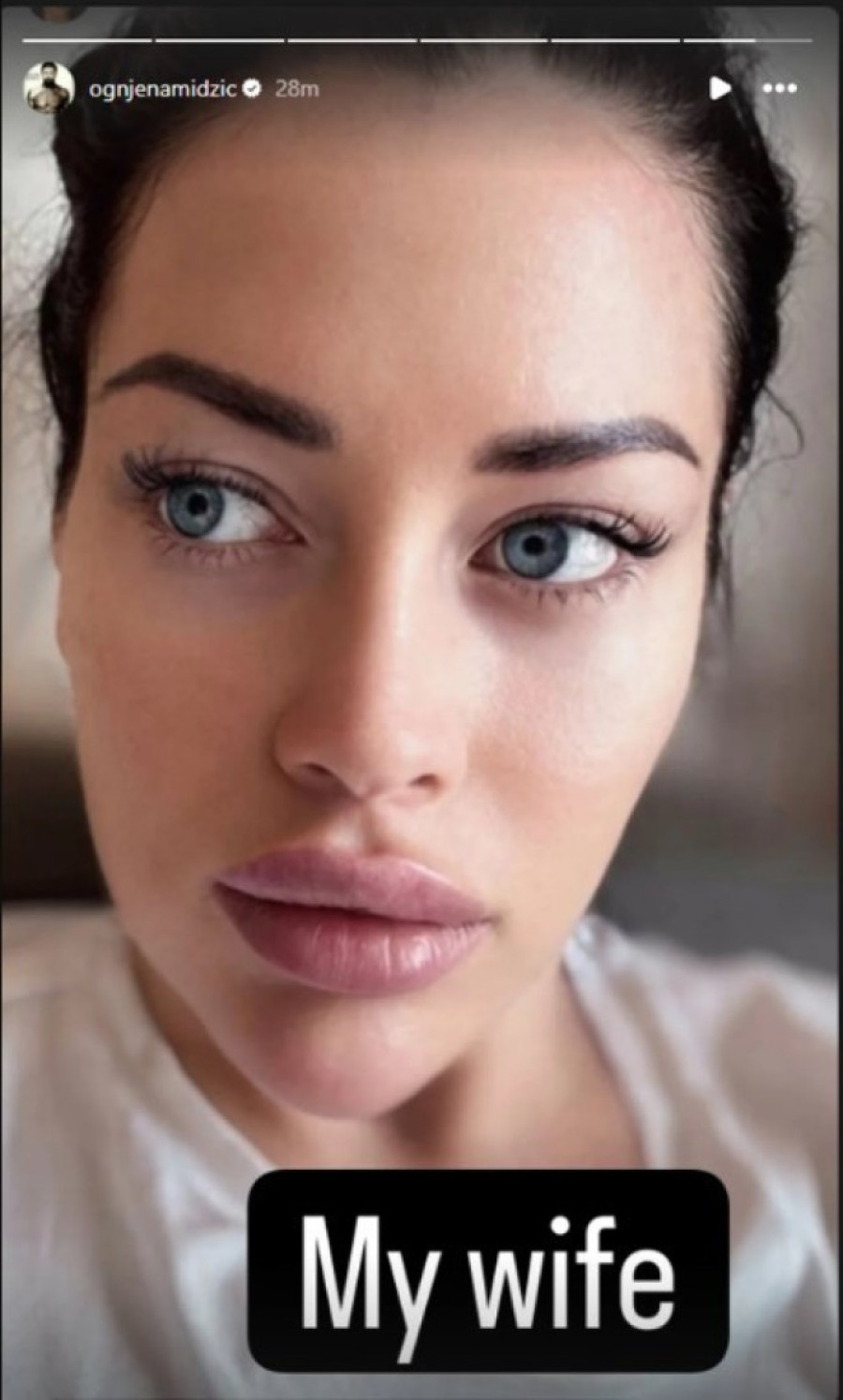 Ognjen Amidžić uradio što nije niko do sada: Supruzi Mini priredio iznenađenje usred emisije, ovo je povod