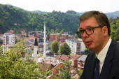 Vučić komentarisao rezoluciju o Srebrenici: U udžbenicima će učiti kako smo se suprotstavljali onima koji misle da su bogovi