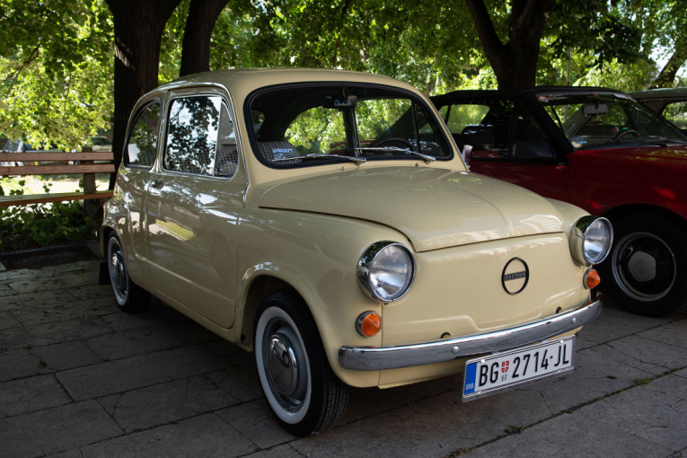 Fića slavi 70. rođendan: Mali automobil koji je osvojio čitav region!