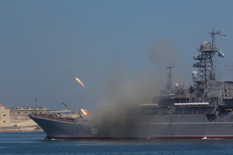 Ponovo napadnut Sevastopolj! Ukrajinci prvo poslali dronove, pa ispaljena i raketa