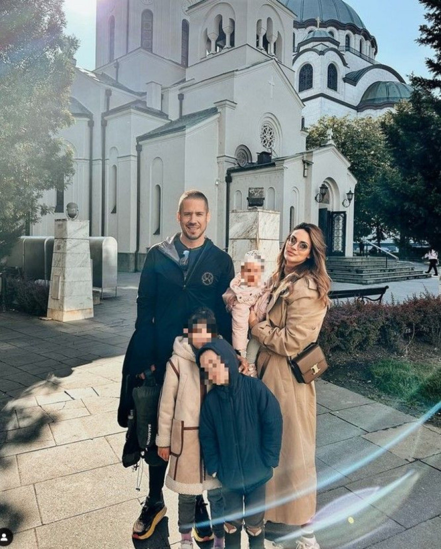 Nikola Rokvić krenuo peške do Grčke! Pevač će preći preko hiljadu kilometara, a povod je human (FOTO)