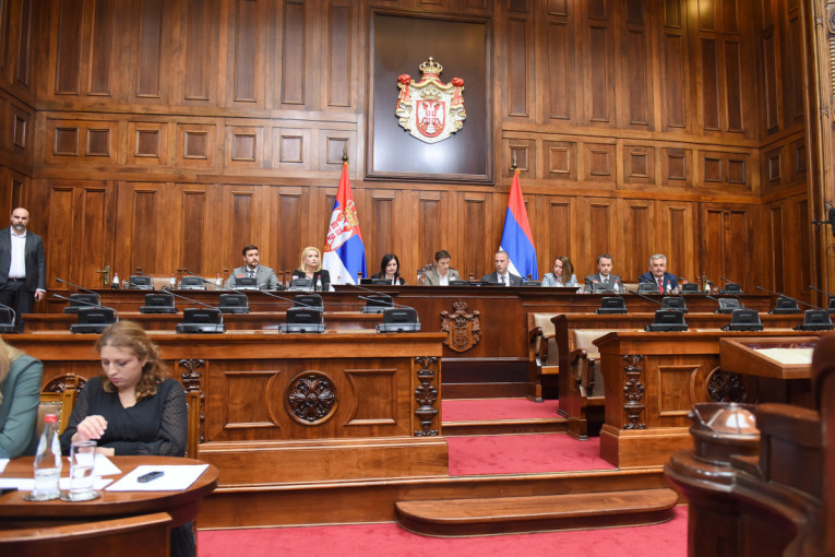 Ana Brnabić danas raspisuje izbore za odbornike skupština gradova i opština