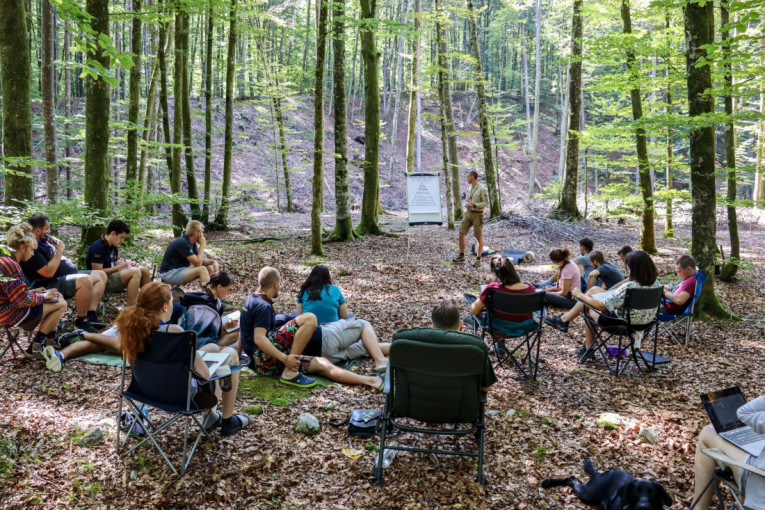 Otkrivene tajne izviđača: Šta se krije iza marame i uniforme?