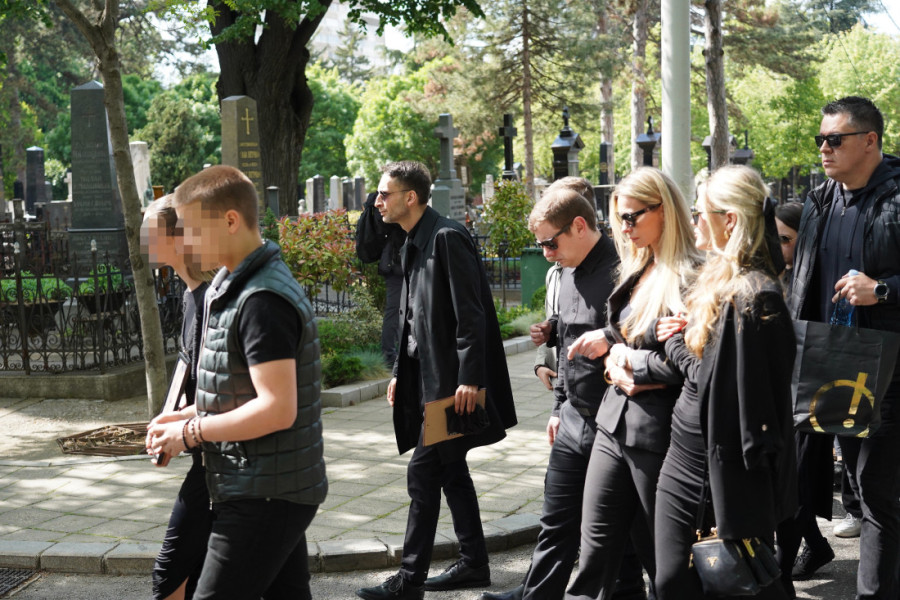 Dve godine od iznenadne smrti voditeljke Bojane Janković: "Ljubav se zove imenom tvojim"