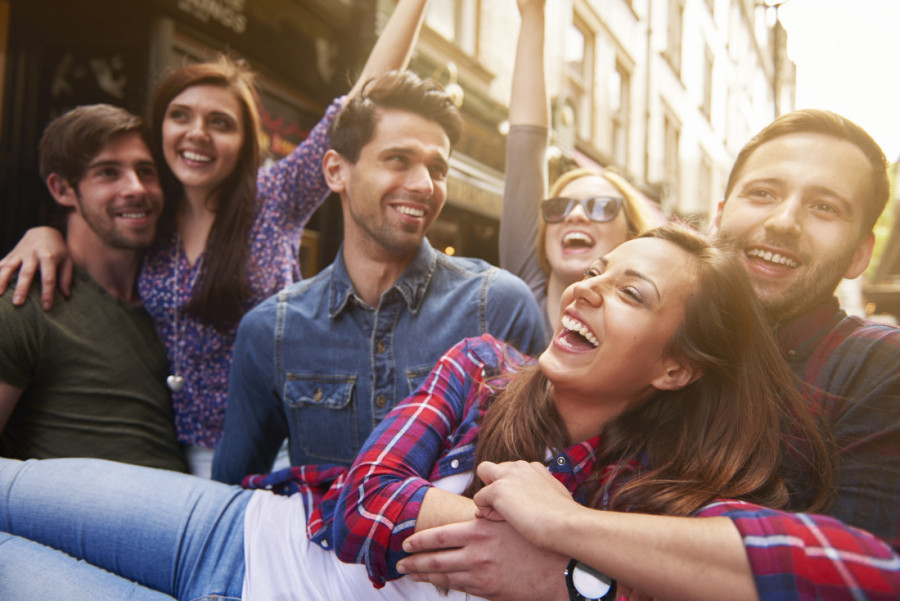 Jednu kriju kao zmija noge: Tri stvari zbog kojih muškarci ljubomorišu, ova vam ni u ludilu ne bi pala na pamet