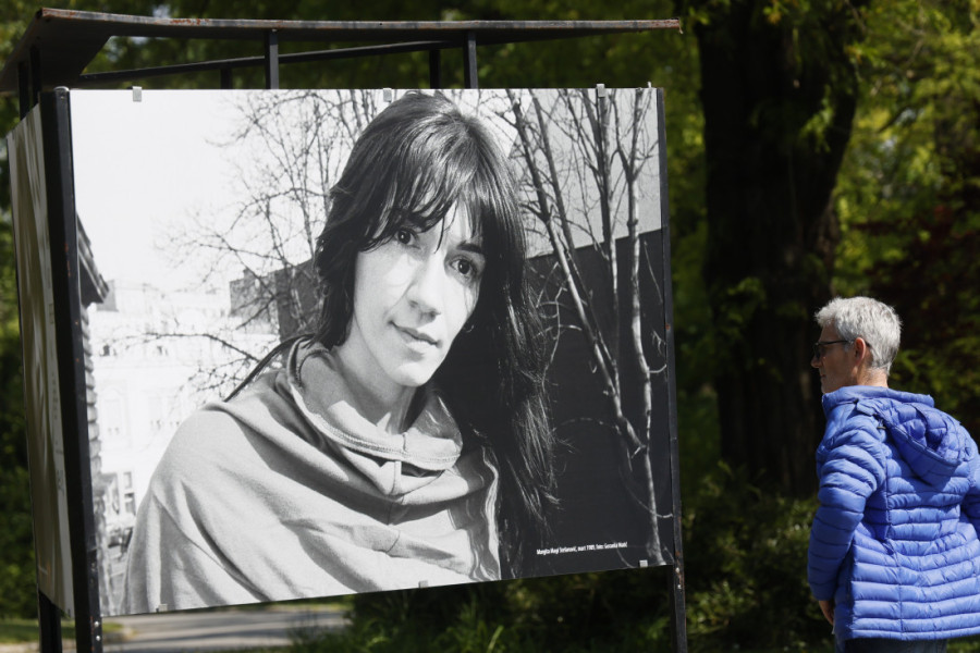 Pogledajte njene fotografije sa ulica Beograda i biće vam jasno da sa njih nikada nije ni otišla: Živa uspomena na Margitu Stefanović (FOTO)