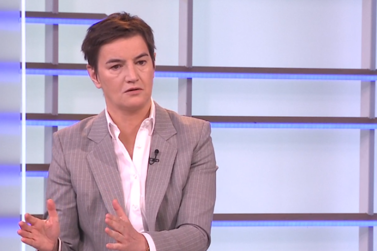 "Nadljudska borba Vučića u Njujorku" - Brnabićeva: Opozicija pod plaštom bojkota gura kampanju sa idejom da se kruni vlast u Srbiji