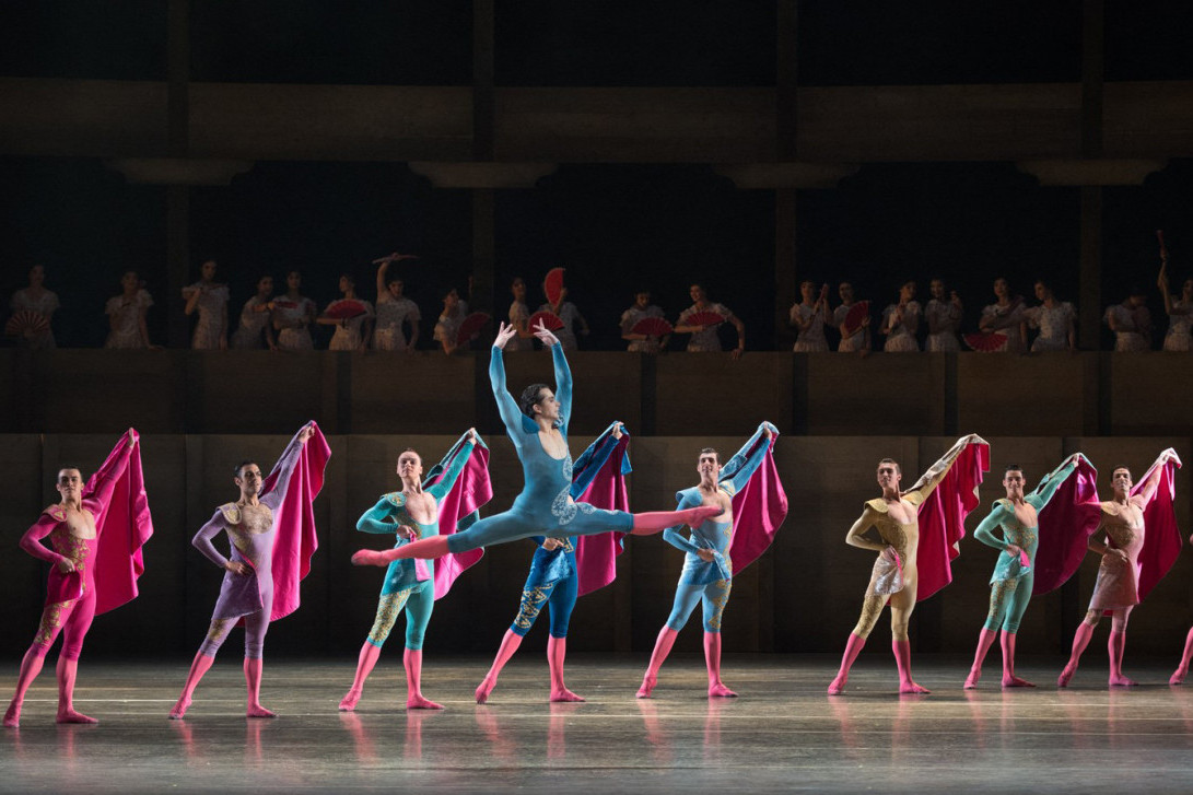 „Labudovo jezero“ sa baletskom zvezdom Ištvanom Simonom: Svetski dan igre u Narodnom pozorištu