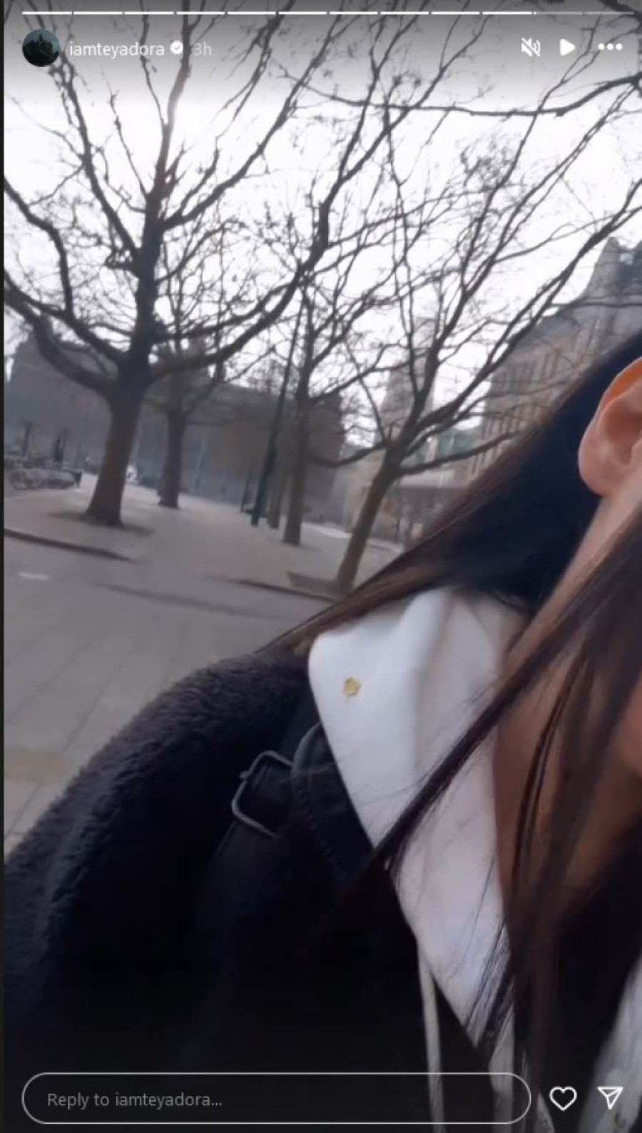 Teya Dora tek stigla u Švedsku, a već joj se desio mali peh: Kakav je ovo znak pred "Evroviziju"? (VIDEO)