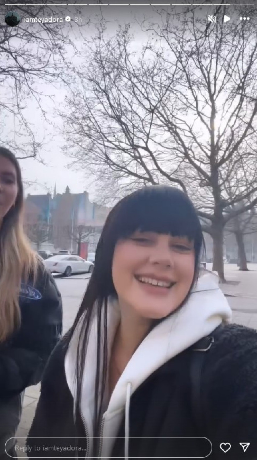 Teya Dora tek stigla u Švedsku, a već joj se desio mali peh: Kakav je ovo znak pred "Evroviziju"? (VIDEO)