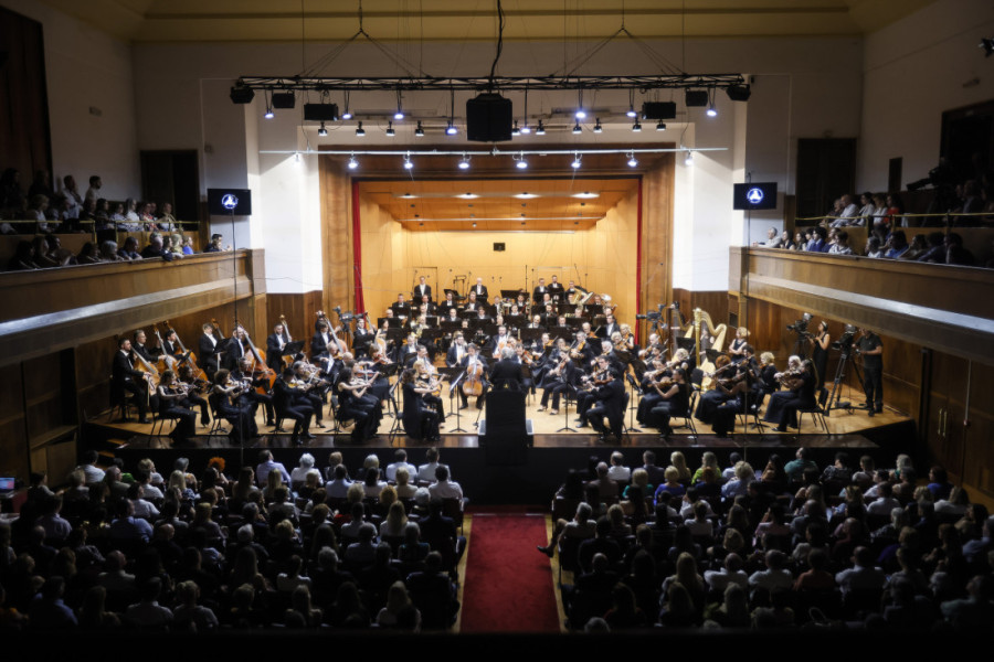 Monumentalni koncert Beogradske filharmonije: Čak 102 muzičara na sceni Kolarca