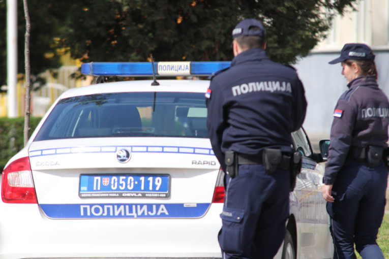 Drama u Novom Pazaru: Udario devojku, ubacio u kola, a uhvaćen na putu za Sjenicu