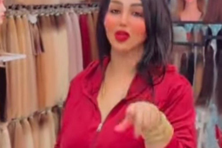 Poznata influenserka ubijena ispred kuće: Kamera sve snimila! (VIDEO)