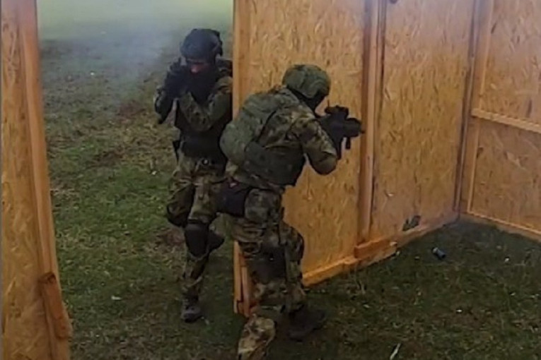 Pogledajte akciju specijalnih jedinica Vojske Srbije (VIDEO)