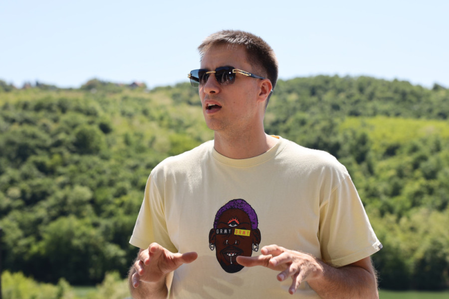 „Supruga mi je ozbiljna gazdarica!" Ovako se kod Gazda Paje sprema Uskrs: Evo i šta krčka na poslovnom planu! (VIDEO)