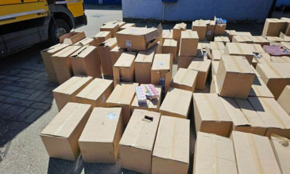 Kamiondžija švercovao cigarete: Milionski tovar sa Kosmeta zaplenili Novosađani
