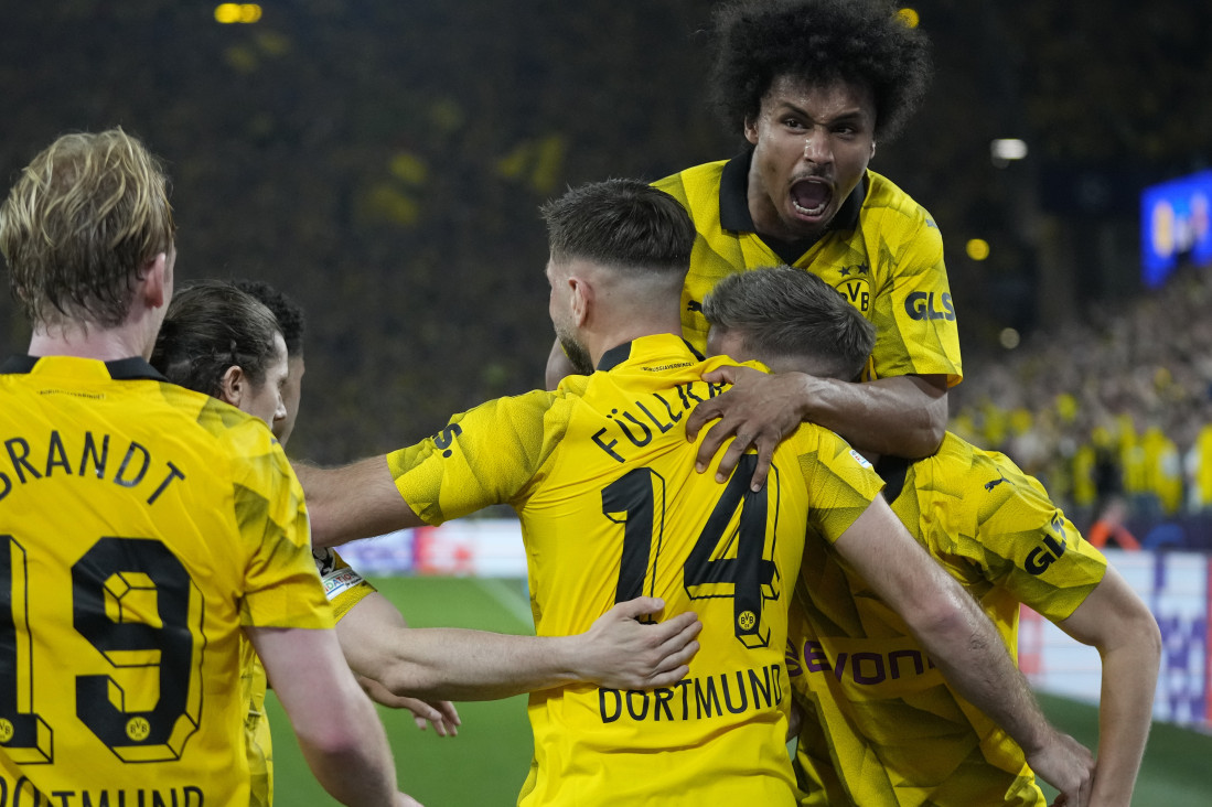 Dortmund - PSŽ: Domaći vode, ali nikome nije jasno kako smo videli samo jedan gol! Sve pršti po terenu!(VIDEO)