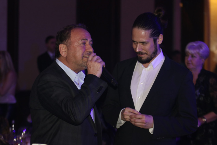 "Slavlje je počelo u pola pet ujutru" Marinko Rokvić danas bi napunio 72 godine, a ova žurka je bila posebna