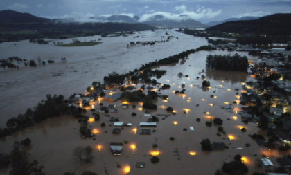 Kataklizma u Brazilu: Stravične poplave iselile hiljade ljudi iz domova, vlasti nisu optimistične - biće još gore (FOTO/VIDEO)
